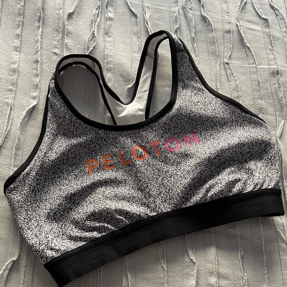 Peloton x adidas Believe This sports bra size Large
